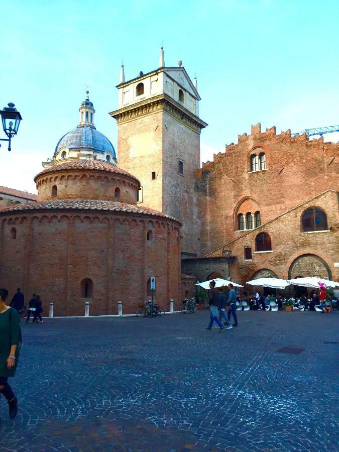 Residenza Virgiliana Suite Con Terrazza-Centro Storico Мантуя Екстер'єр фото